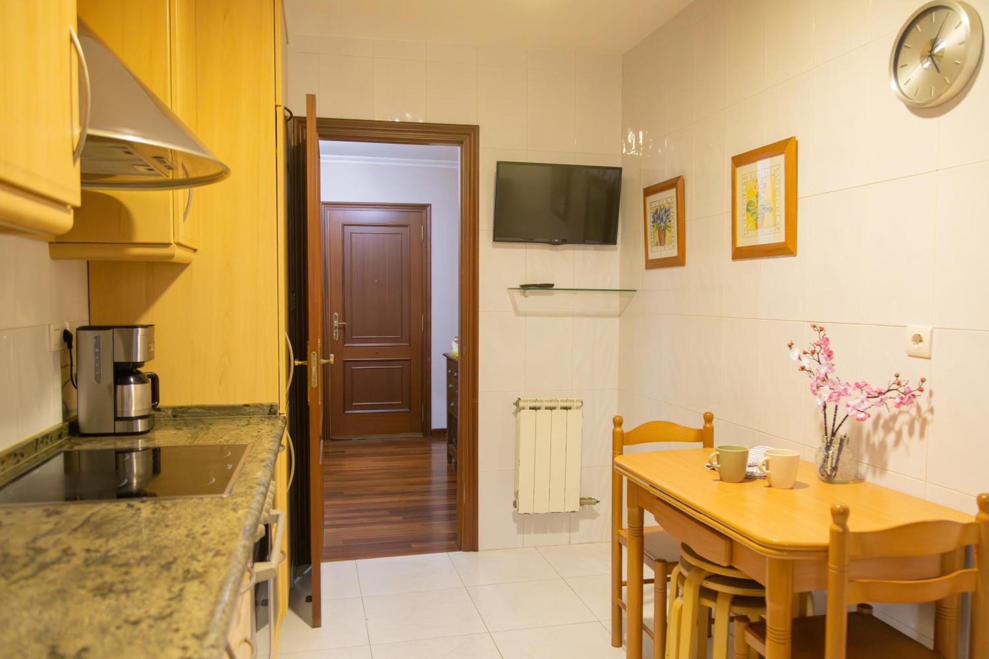 Apartamento Completo, Amplio, Muy Iluminado Y Con Plaza De Garaje Incluida. Эль-Грове Экстерьер фото