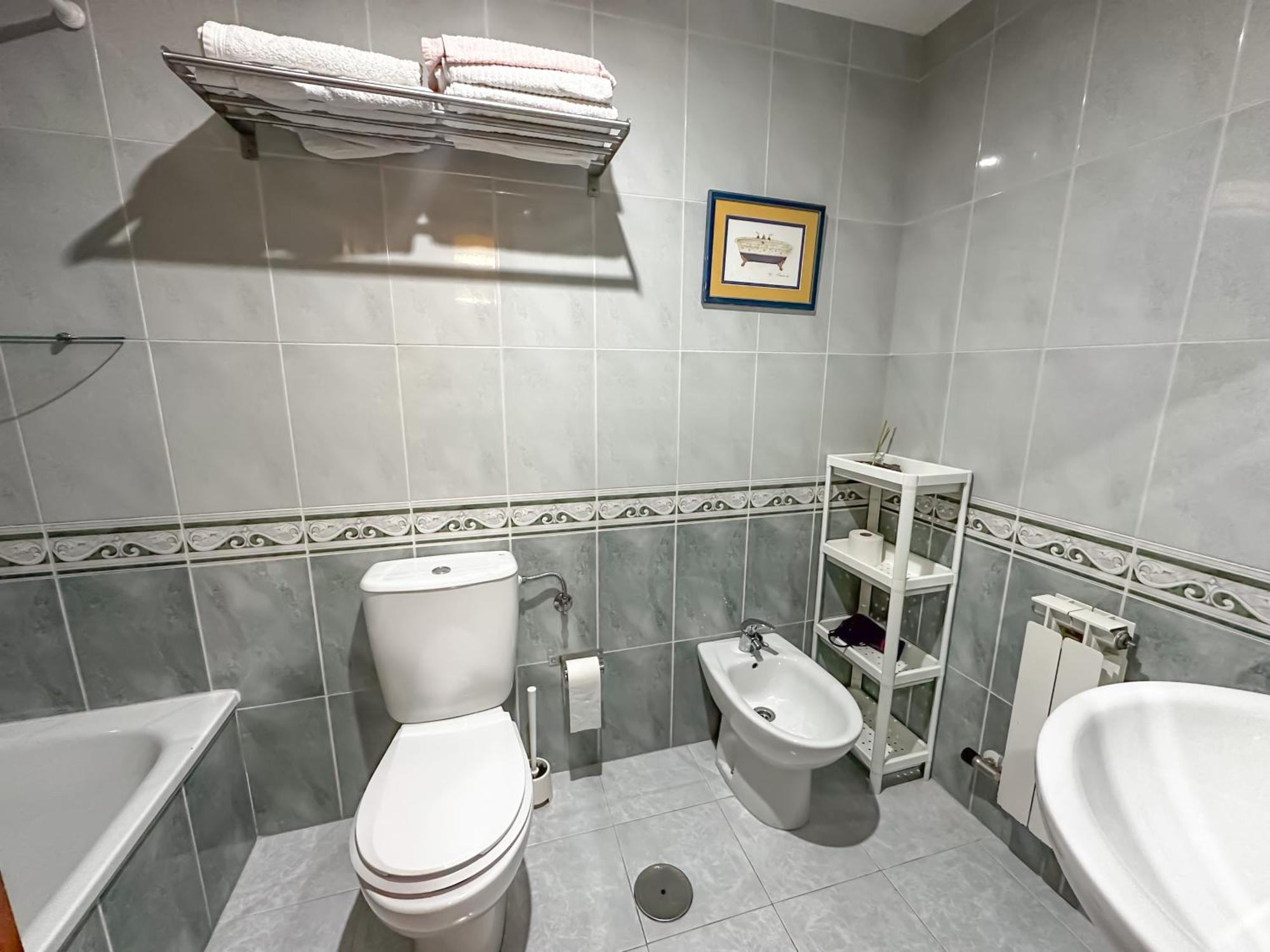 Apartamento Completo, Amplio, Muy Iluminado Y Con Plaza De Garaje Incluida. Эль-Грове Экстерьер фото