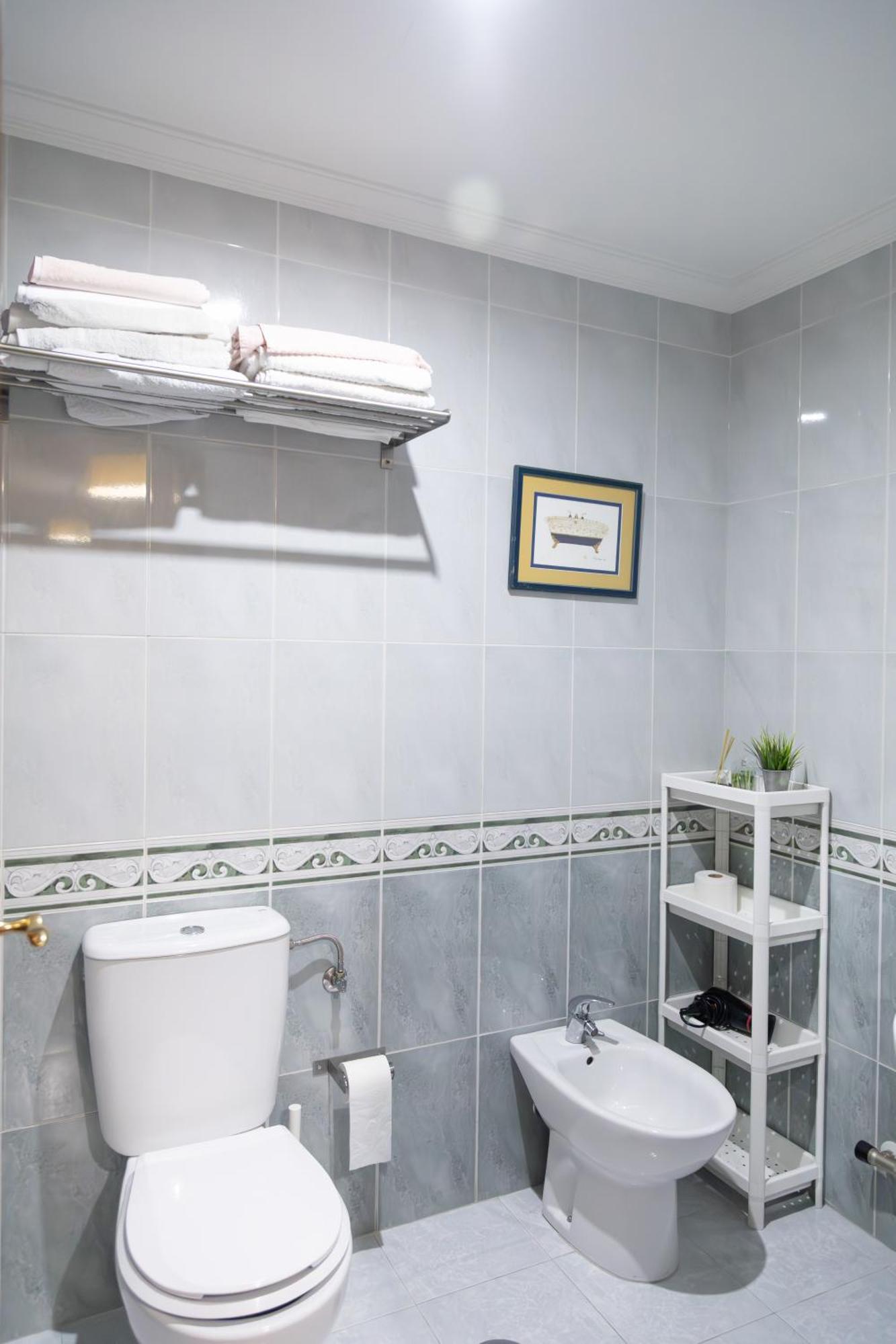 Apartamento Completo, Amplio, Muy Iluminado Y Con Plaza De Garaje Incluida. Эль-Грове Экстерьер фото