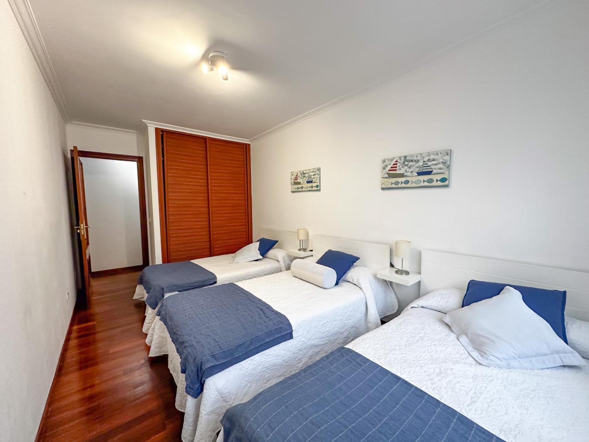 Apartamento Completo, Amplio, Muy Iluminado Y Con Plaza De Garaje Incluida. Эль-Грове Экстерьер фото